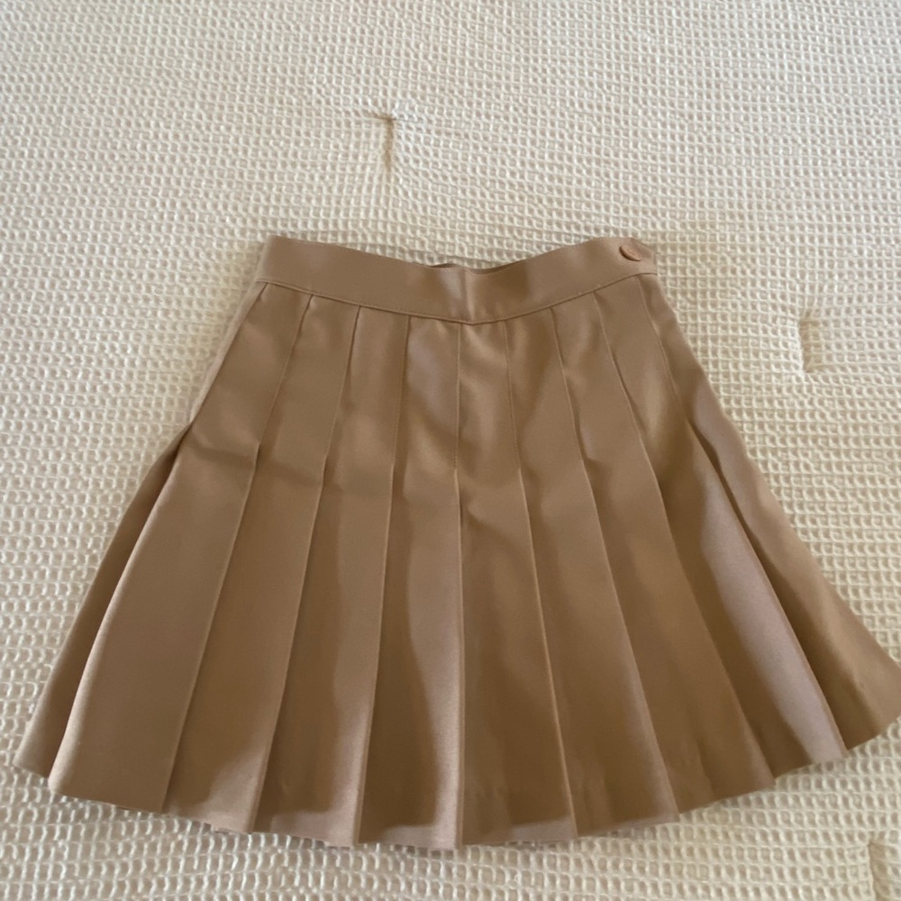 XS tan pleated mini skirt